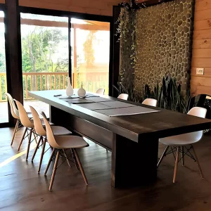 Acabados de Lujo en cabañas de madera de pino: Elegancia y durabilidad